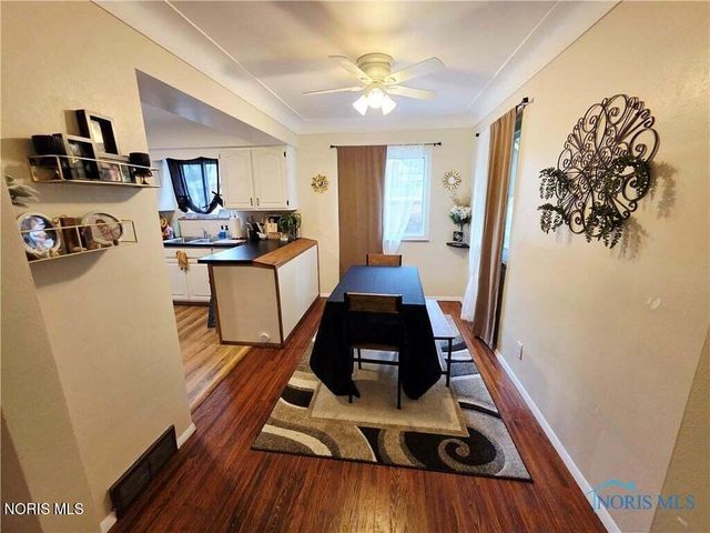 1654 Charmaine Drive, Toledo, OH 43614