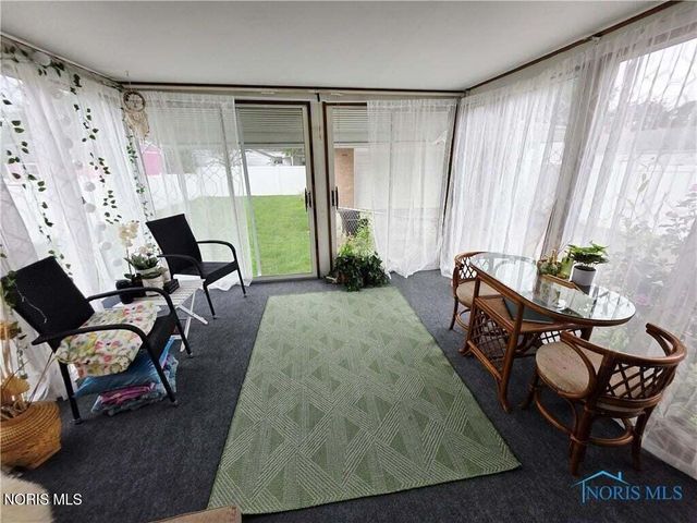 1654 Charmaine Drive, Toledo, OH 43614