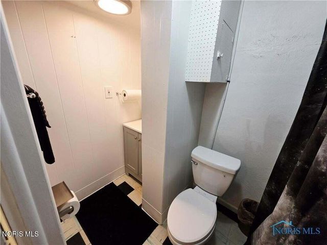 1654 Charmaine Drive, Toledo, OH 43614