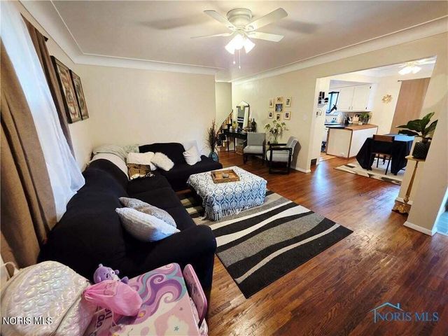 1654 Charmaine Drive, Toledo, OH 43614