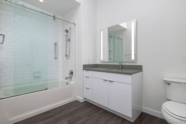 119 Searing Avenue PHS410, Mineola, NY 11501