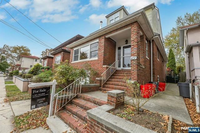 451 Wilfred Terrace, Cliffside Park, NJ 07010