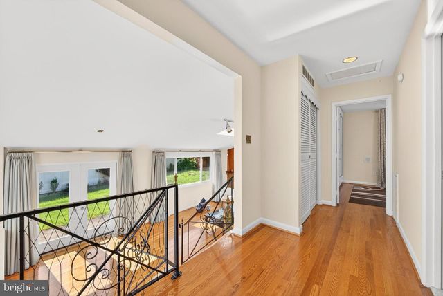 914 KENBROOK CT, Silver Spring, MD 20902
