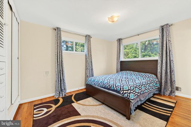 914 KENBROOK CT, Silver Spring, MD 20902