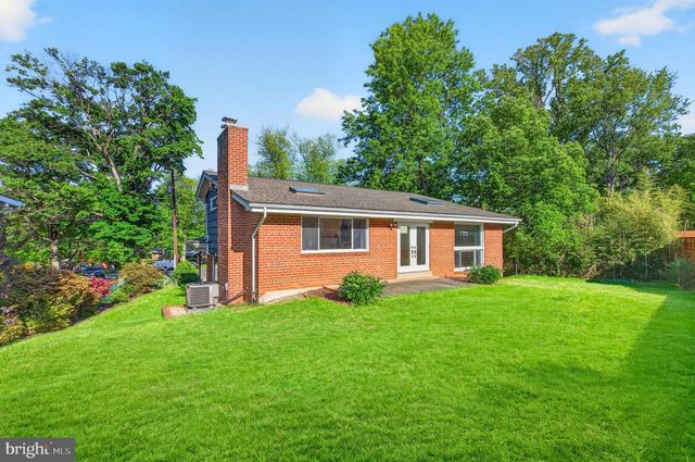 914 KENBROOK CT, Silver Spring, MD 20902