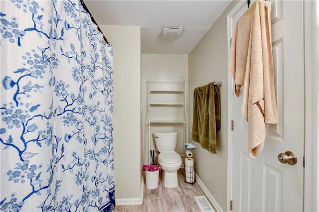 1717 Sparrow RD, Chesapeake, VA 23320