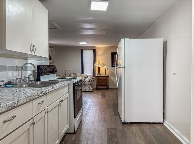 399 N College Avenue, Yellville, AR 72687