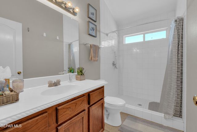 1561 VIA APPIA Street, El Paso, TX 79912