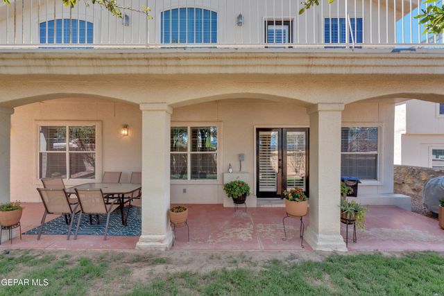 1561 VIA APPIA Street, El Paso, TX 79912