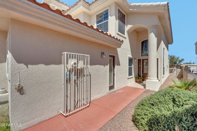 1561 VIA APPIA Street, El Paso, TX 79912