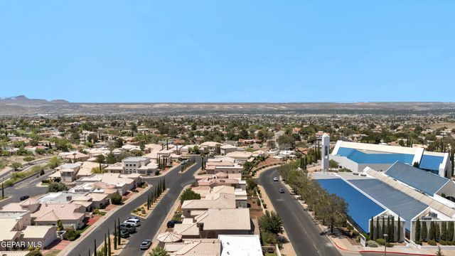 1561 VIA APPIA Street, El Paso, TX 79912