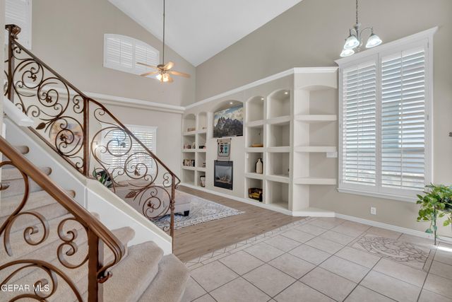 1561 VIA APPIA Street, El Paso, TX 79912