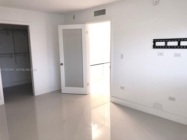 1881 Washington Ave 11D, Miami Beach, FL 33139