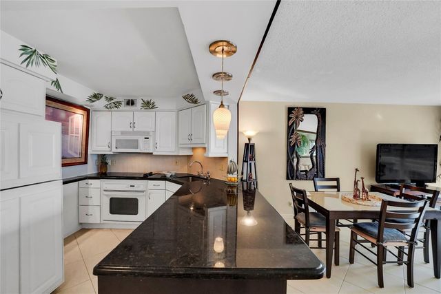 133 N Pompano Beach Boulevard 609, Pompano Beach, FL 33062