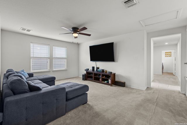 1635 IRON CRK, San Antonio, TX 78245