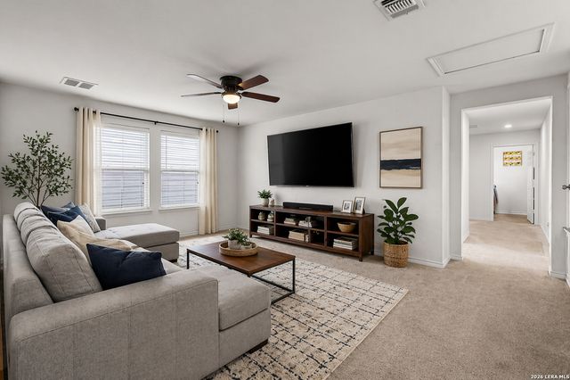 1635 IRON CRK, San Antonio, TX 78245