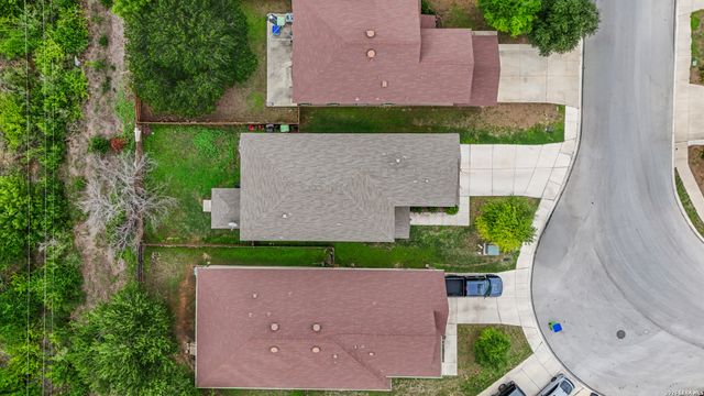 1635 IRON CRK, San Antonio, TX 78245