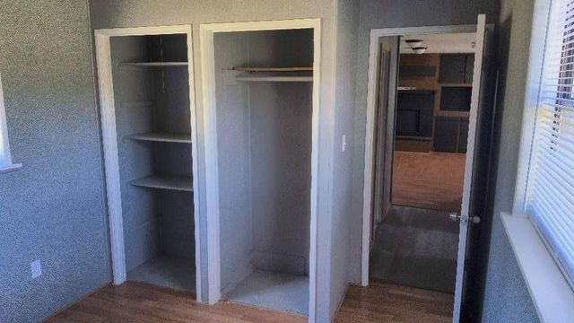 18397 Deer Glen West Drive, Conroe, TX 77302