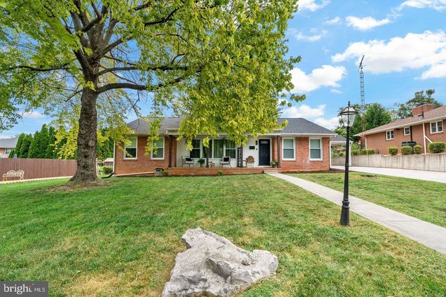 203 N ROSEMONT AVE, Martinsburg, WV 25401