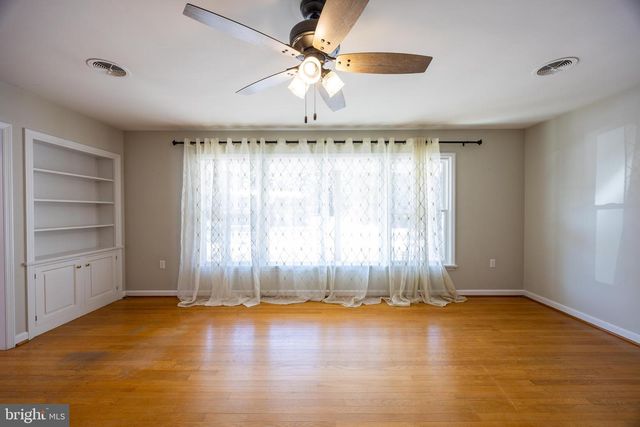 203 N ROSEMONT AVE, Martinsburg, WV 25401