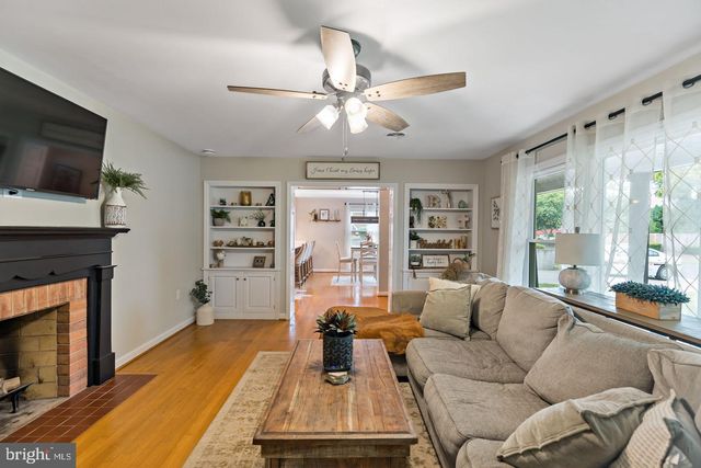 203 N ROSEMONT AVE, Martinsburg, WV 25401