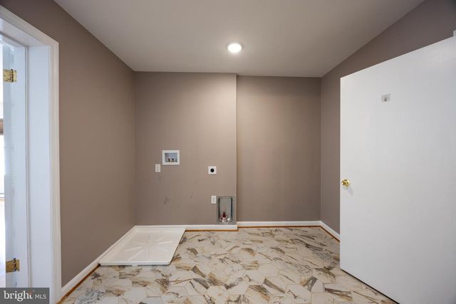 203 N ROSEMONT AVE, Martinsburg, WV 25401