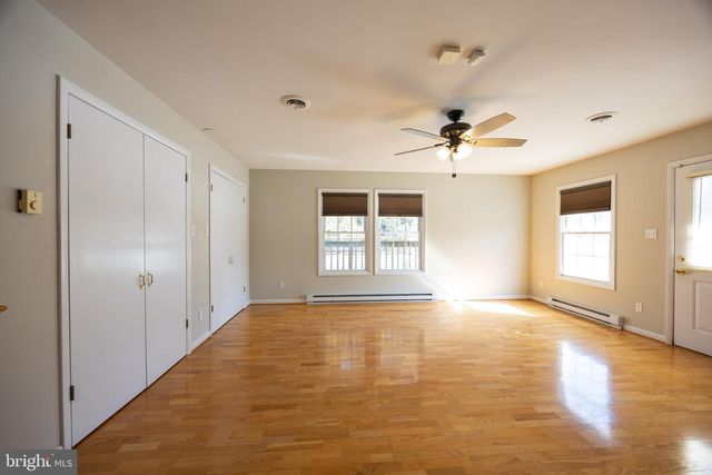 203 N ROSEMONT AVE, Martinsburg, WV 25401