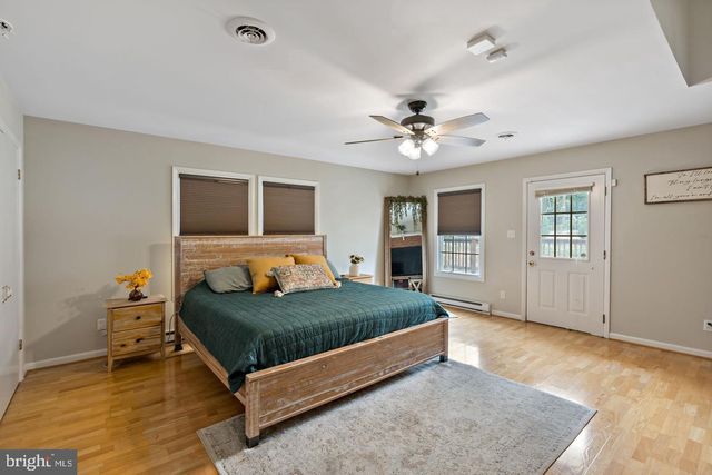 203 N ROSEMONT AVE, Martinsburg, WV 25401