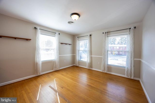 203 N ROSEMONT AVE, Martinsburg, WV 25401