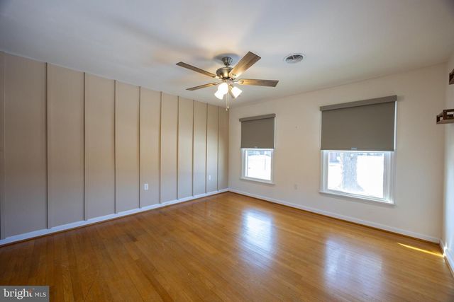 203 N ROSEMONT AVE, Martinsburg, WV 25401