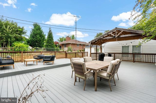 203 N ROSEMONT AVE, Martinsburg, WV 25401