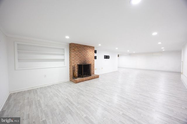 203 N ROSEMONT AVE, Martinsburg, WV 25401