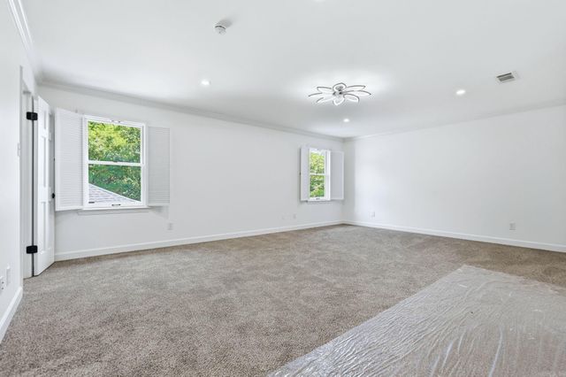 63 Valley Estates Court, Little Rock, AR 72212