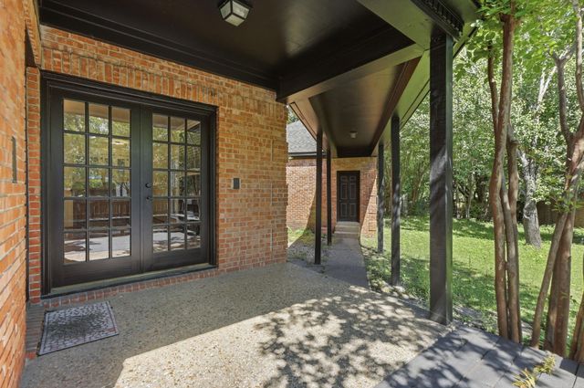 63 Valley Estates Court, Little Rock, AR 72212