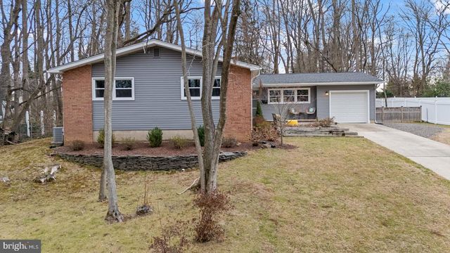 3 CRAB APPLE, Lawrenceville, NJ 08648