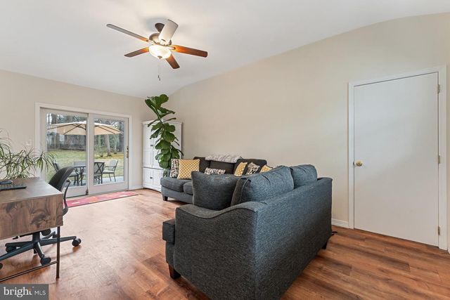 3 CRAB APPLE, Lawrenceville, NJ 08648