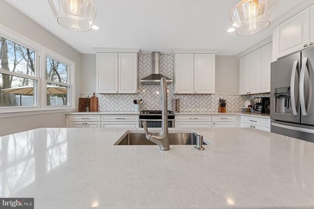 3 CRAB APPLE, Lawrenceville, NJ 08648