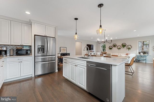 3 CRAB APPLE, Lawrenceville, NJ 08648