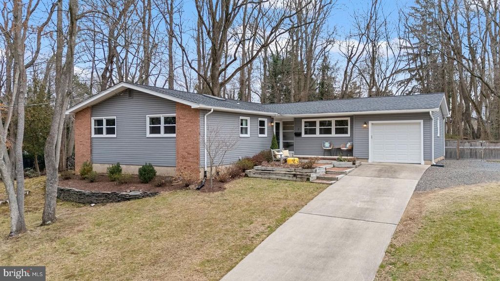 3 CRAB APPLE, Lawrenceville, NJ 08648