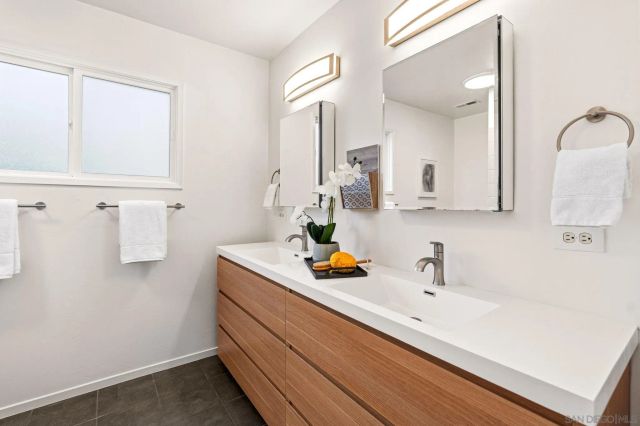 2604 Grandview Street, San Diego, CA 92110