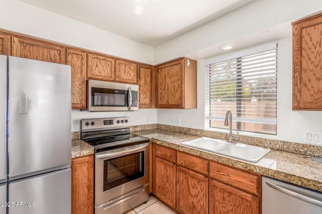 13627 N Hamilton Drive Apt 102, Fountain Hills, AZ 85268