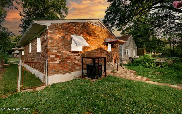 3775 Wheeler Ave, Louisville, KY 40215