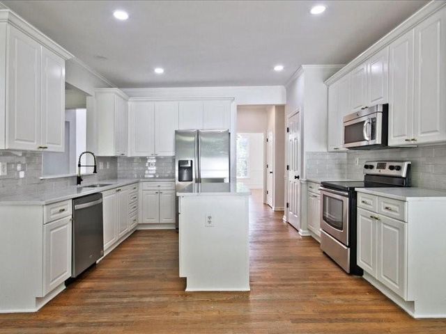 2265 Amberbrook Lane, Grayson, GA 30017