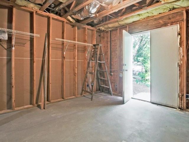 2265 Amberbrook Lane, Grayson, GA 30017