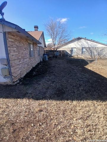 4702 Echo Bend, San Antonio, TX 78250