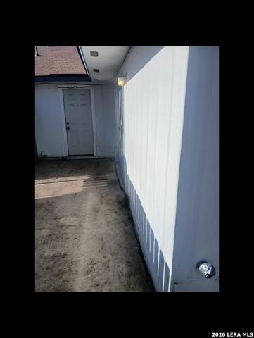 4702 Echo Bend, San Antonio, TX 78250