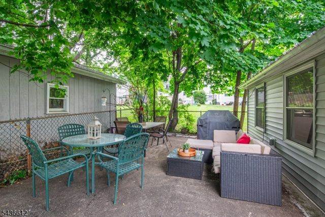33 Yantecaw Ave, Bloomfield Twp., NJ 07003