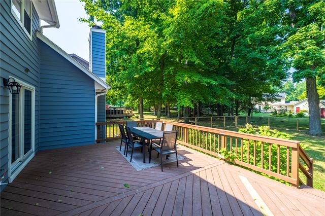 59 Emjay Lane, Greece, NY 14612
