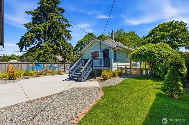 2312 Baker Avenue, Everett, WA 98201