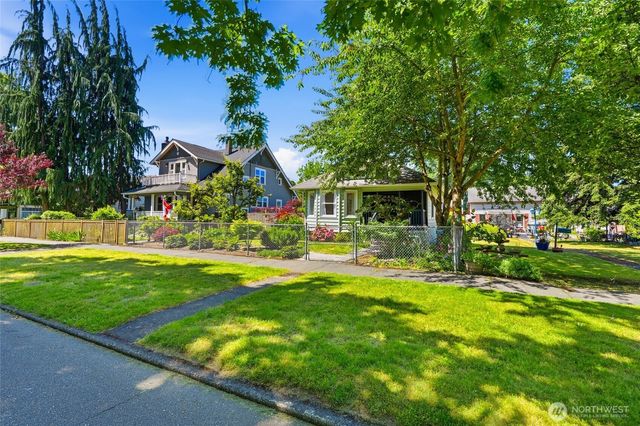 2312 Baker Avenue, Everett, WA 98201